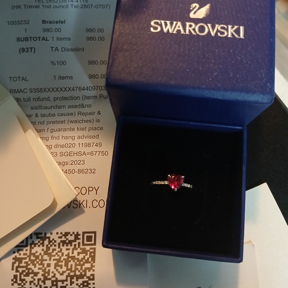 Swarovski Pink Heart Ring - Picture 3 of 4